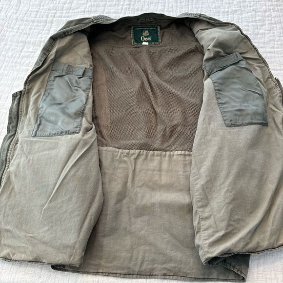 Vintage Orvis Fly Fishing Vest Tan Cargo Nylon Mesh Size L *flawed* - Picture 8 of 10